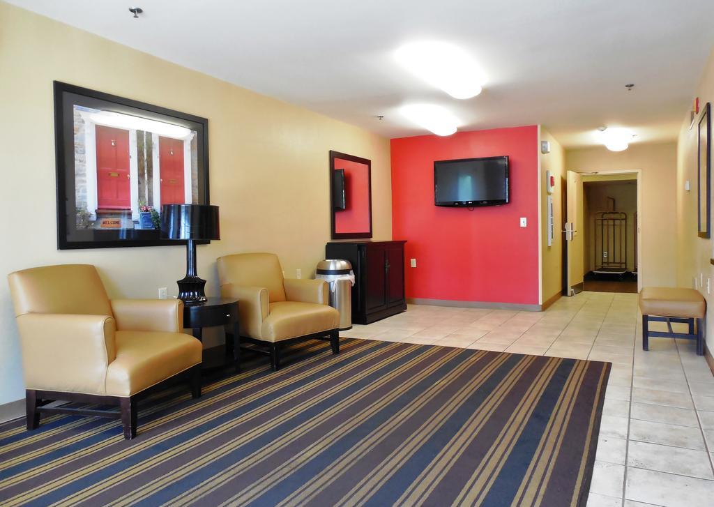 Extended America - - Theme Parks - Vineland Rd Hotel