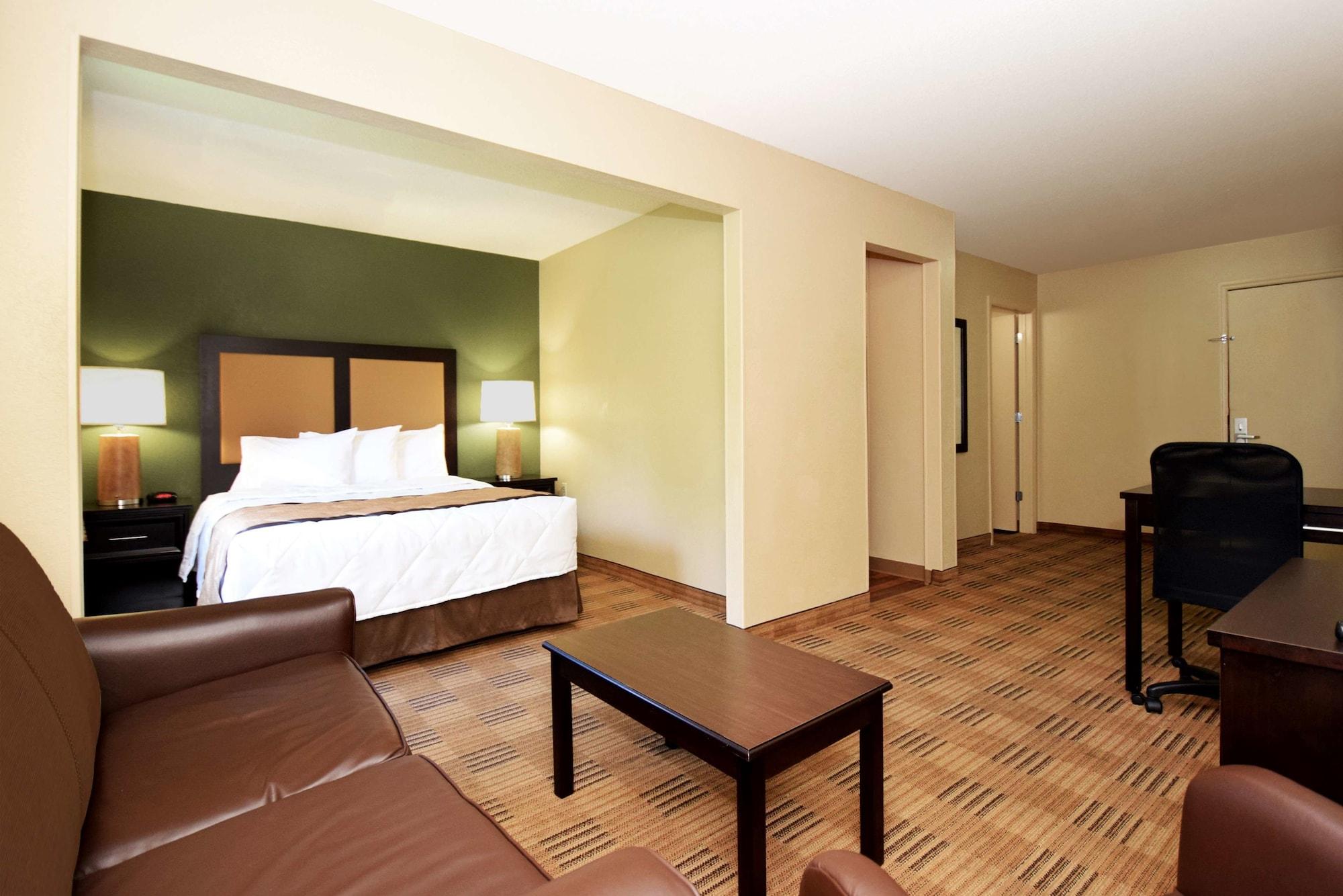 Extended America - - Theme Parks - Vineland Rd Hotel