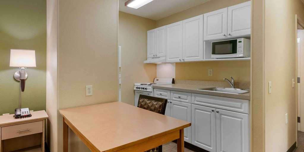 Extended America - - Theme Parks - Vineland Rd Hotel Orlando