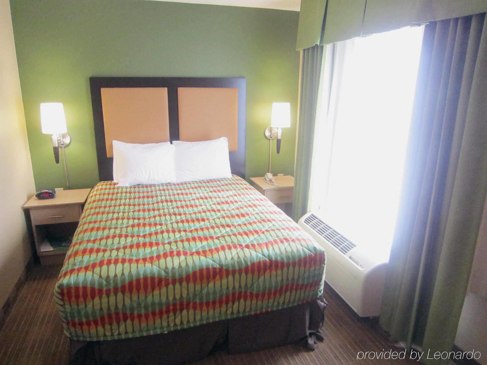 Extended America - - Theme Parks - Vineland Rd Orlando
